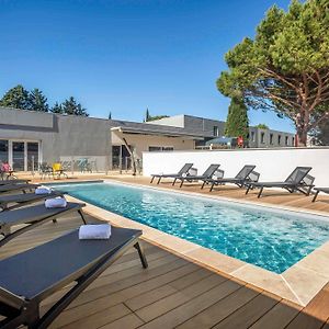 ibis Carcassonne Est la Cité